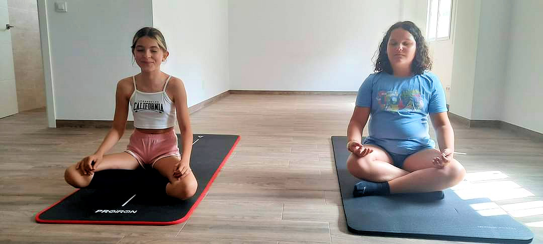 Hatha Yoga con Mindfulness en Sotogrande, Alcaidesa, La Línea, San Roque y Gibraltar